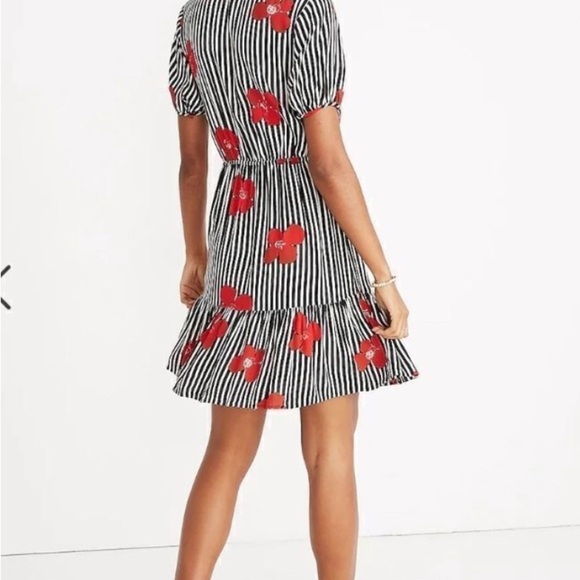 Madewell Blue and White Pleated Dress with Puff Sleeves - Size 10 - Picture 14 of 14